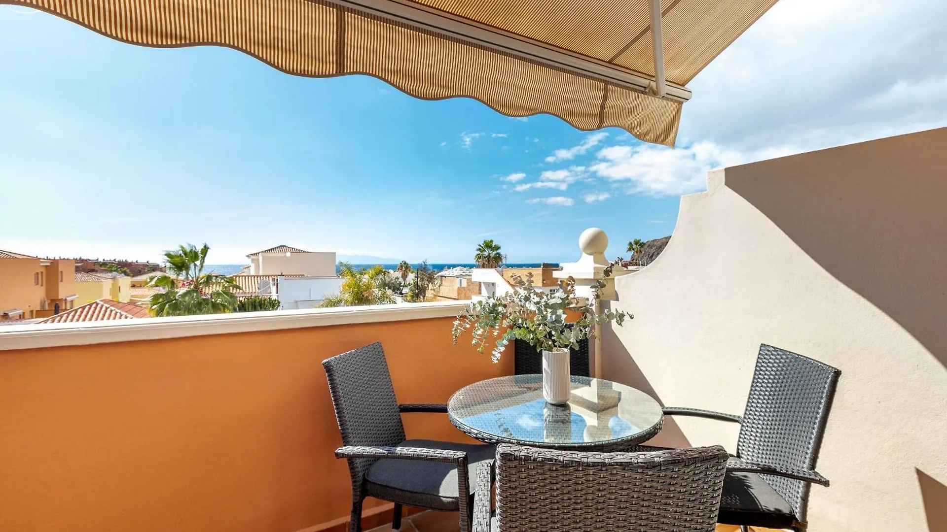 Duplex Oceanview Heated Pool, Palm-Mar Apartment 0*,  Spain