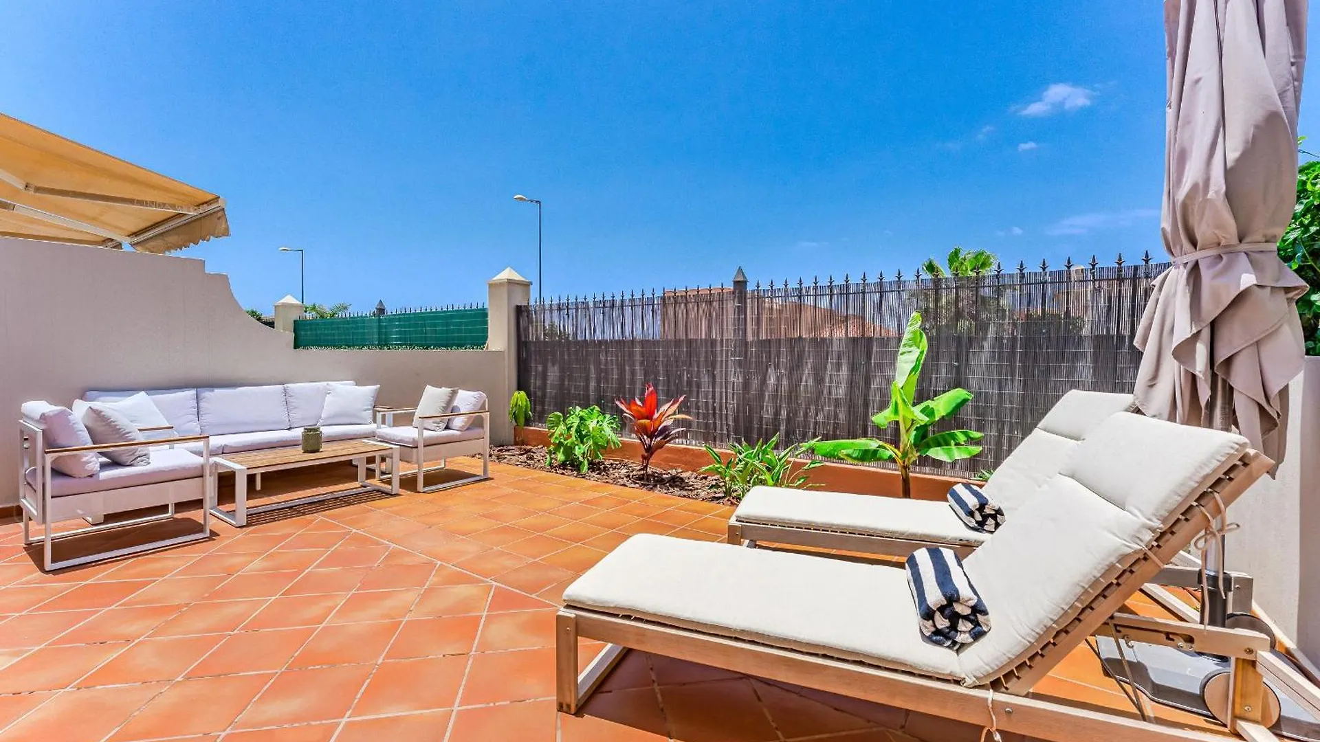 Duplex Oceanview Heated Pool, Palm-Mar Daire